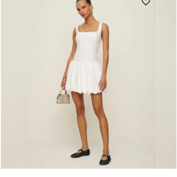 Reformation Delia Line  White Mini Dress Bubble Hem 8 - Picture 4 of 6